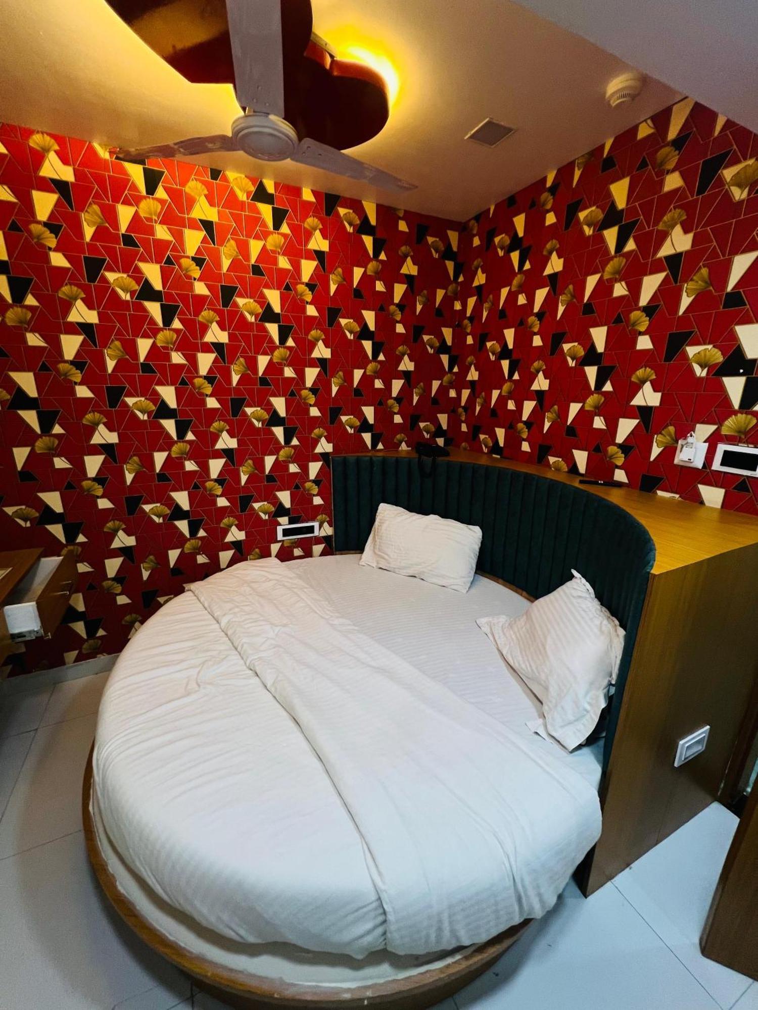 Hotel Exotic Ahmadábád Exteriér fotografie